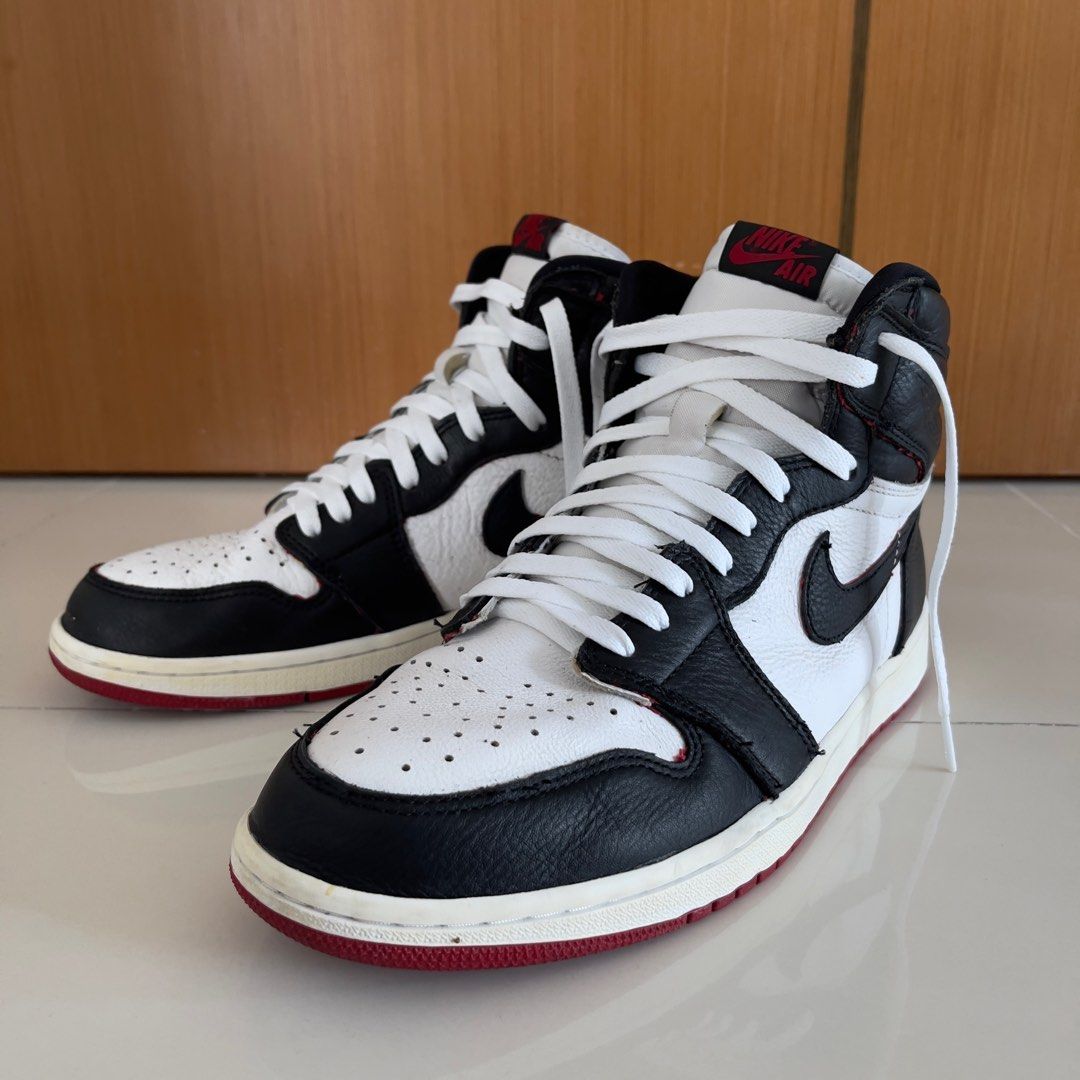 Nike Air Jordan 1 Retro High OG Bloodline US11, Men's Fashion