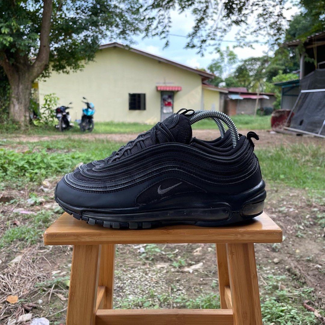 Triple top black 97