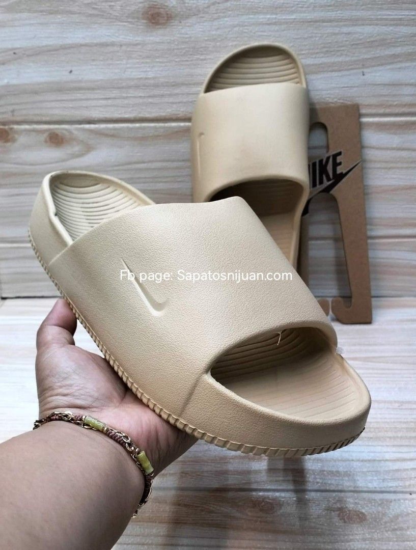 Nike Calm Slide beige