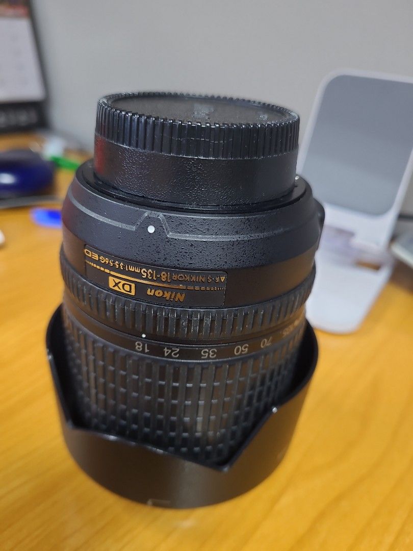 Nikon 18135mm f3.55.6 DX zoom lens, Photography, Lens & Kits on Carousell