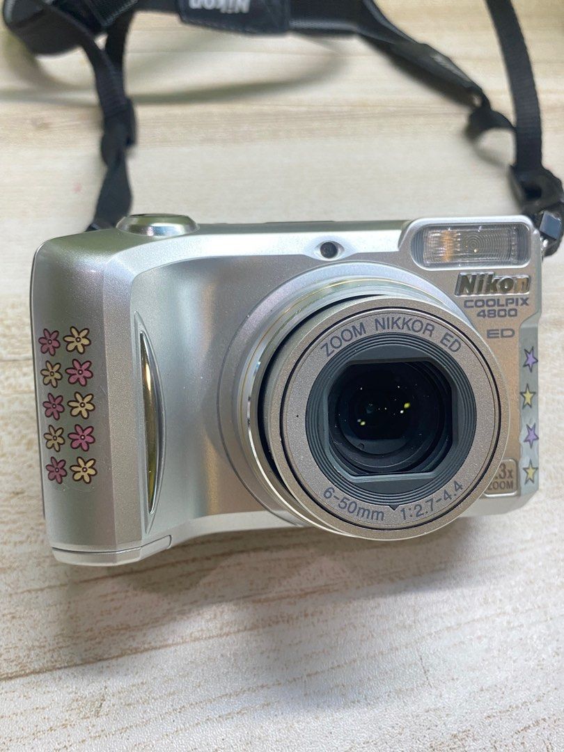 Nikon Coolpix 4800, Photography, Cameras on Carousell