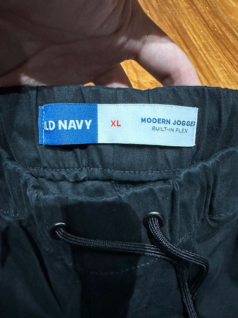 Old Navy joggers (Built-in Flex Twill Joggers), Men's Fashion, Bottoms,  Joggers on Carousell
