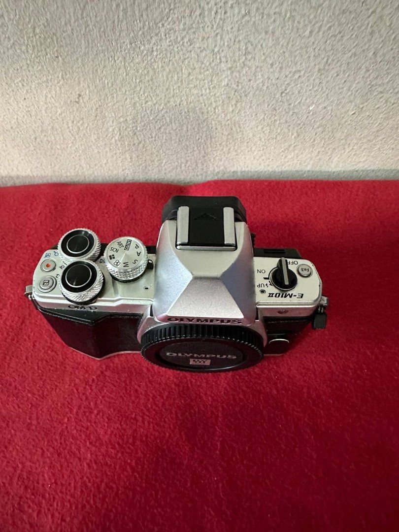 Olympus Camera OMD Mii body Only Photography Cameras On Carousell Olympus camera omd mii body only photography cameras on carousell