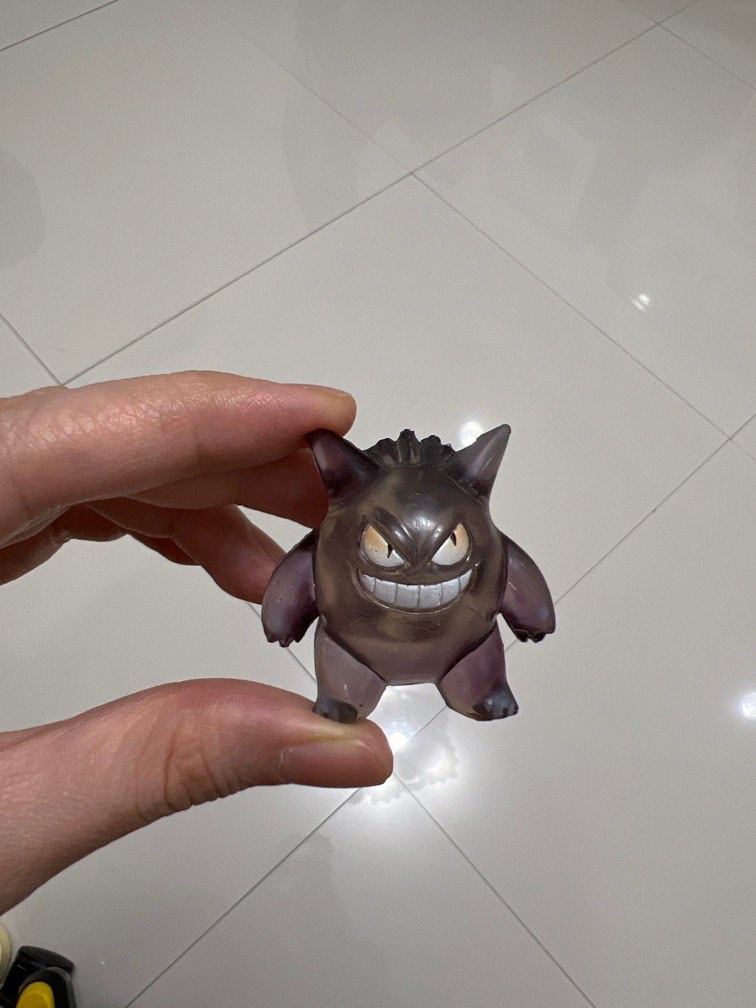 Gengar tomy cheap figure