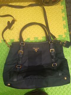 (Category: ) located in . Submitted by micloset.preloved (Listing ID 1245242091, Image 1). Description: .