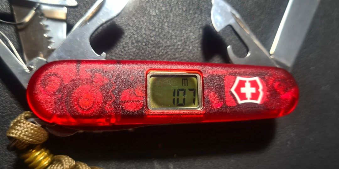 Victorinox deals altimeter plus