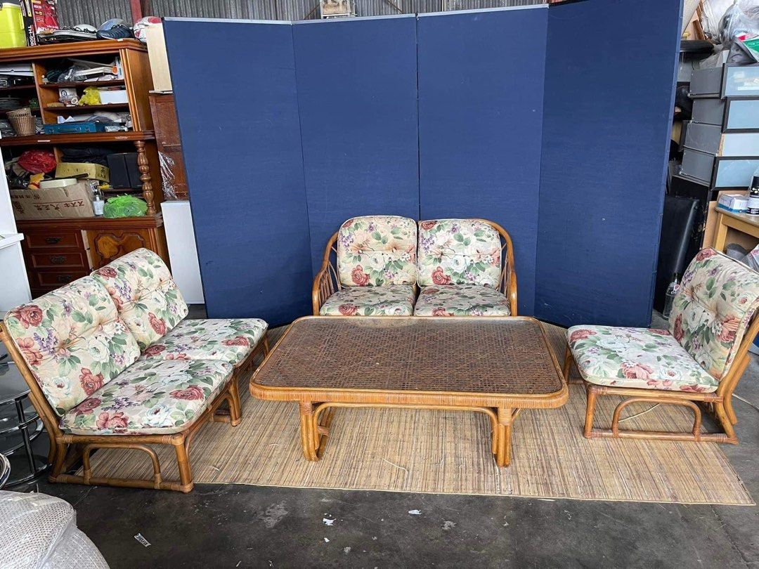 Rattan Sofa Set w/ Center Table Solid rattan In good condition (Category: Sofas) located in Manila. Submitted by Hezcki (Listing ID 1245250029, Image 3). Description: .