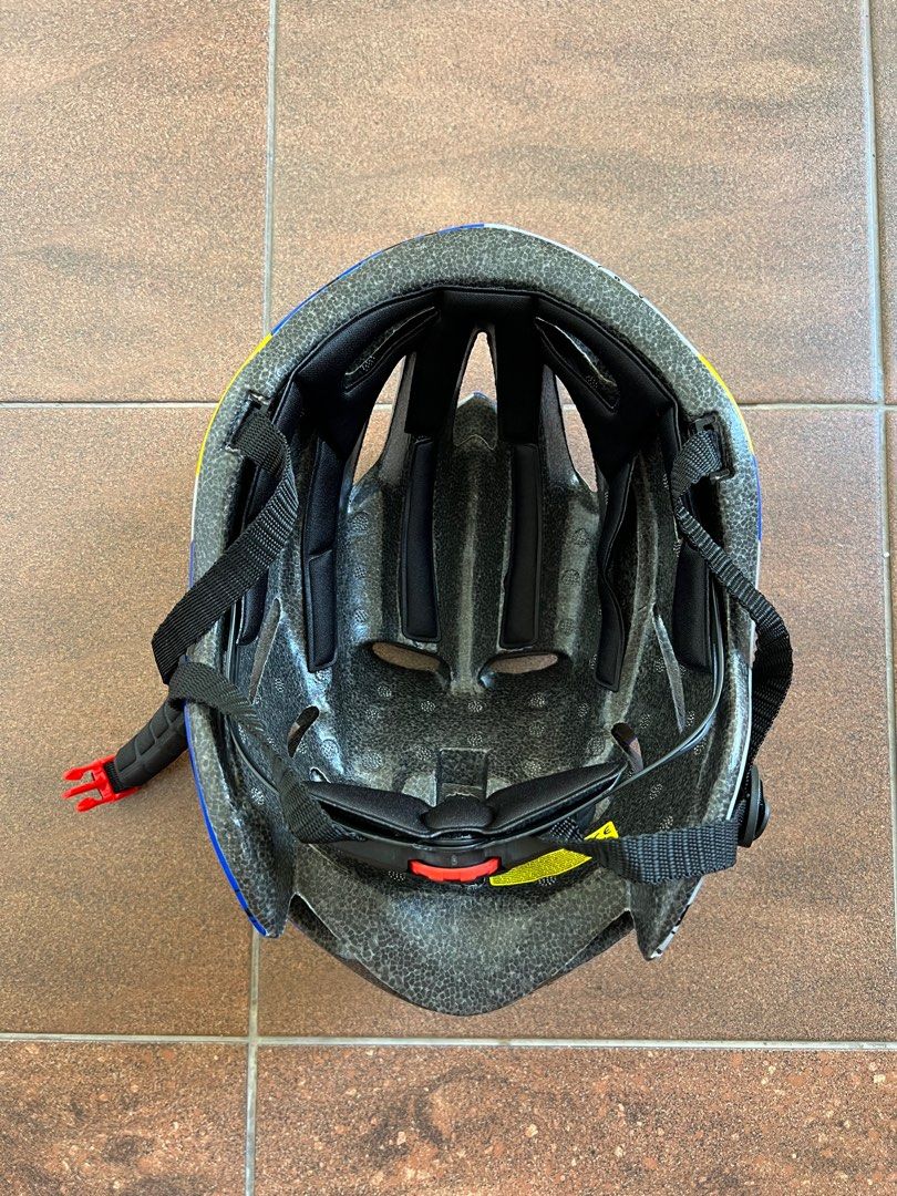 red bull motorrad helm