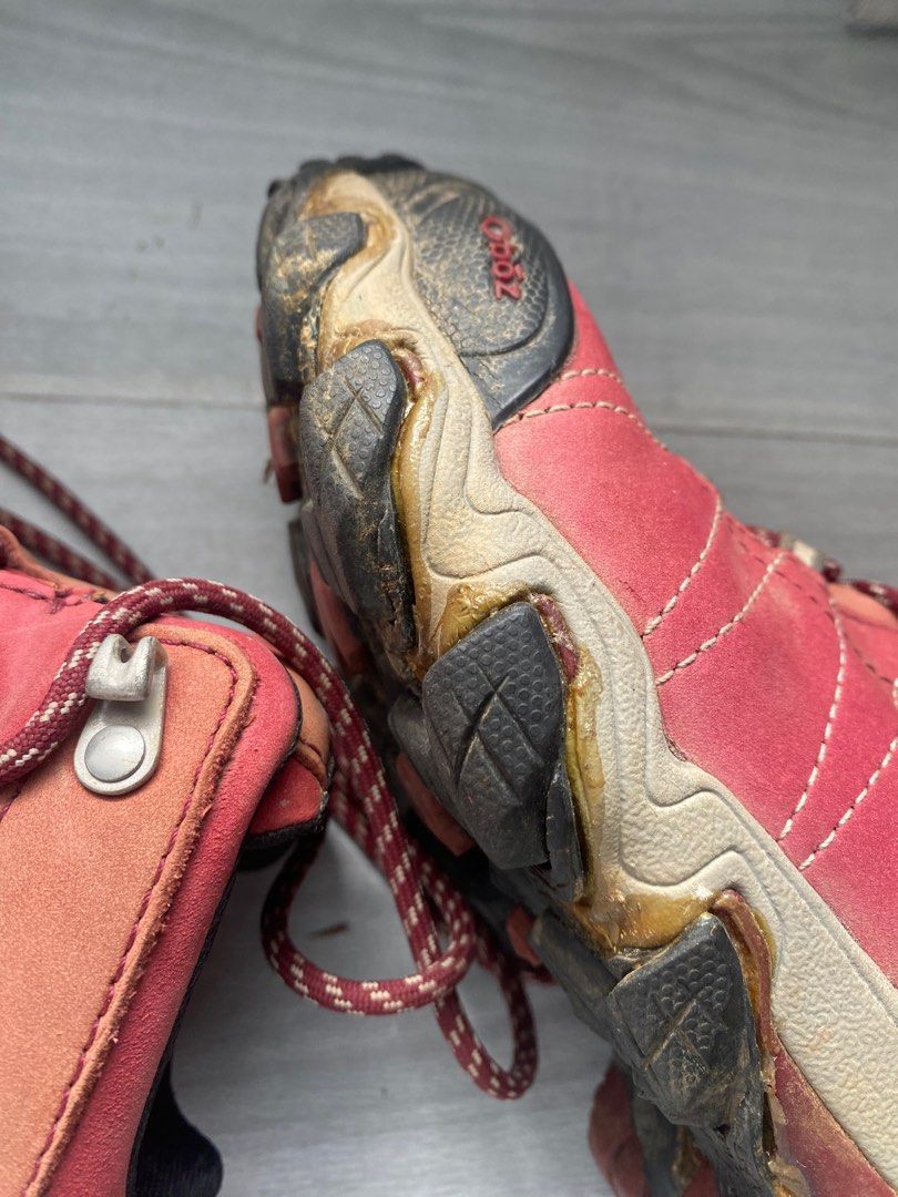 Red Hiking boots OBOZ