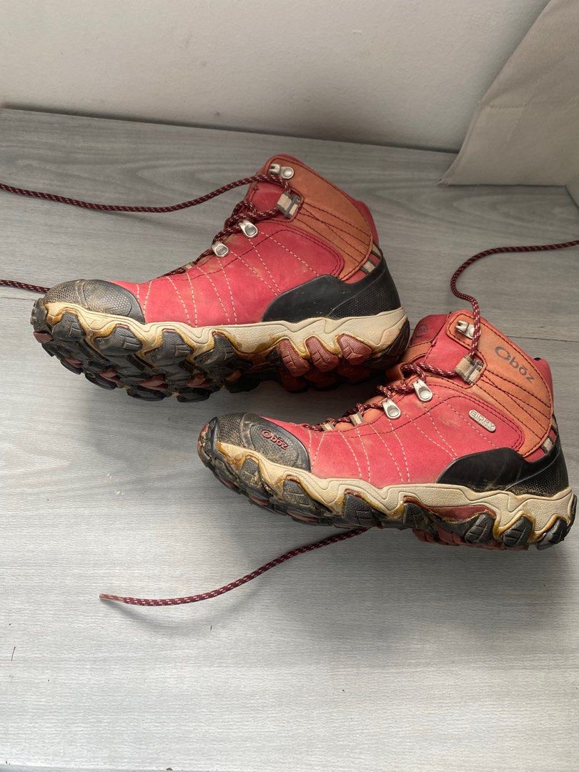 Red Hiking boots OBOZ