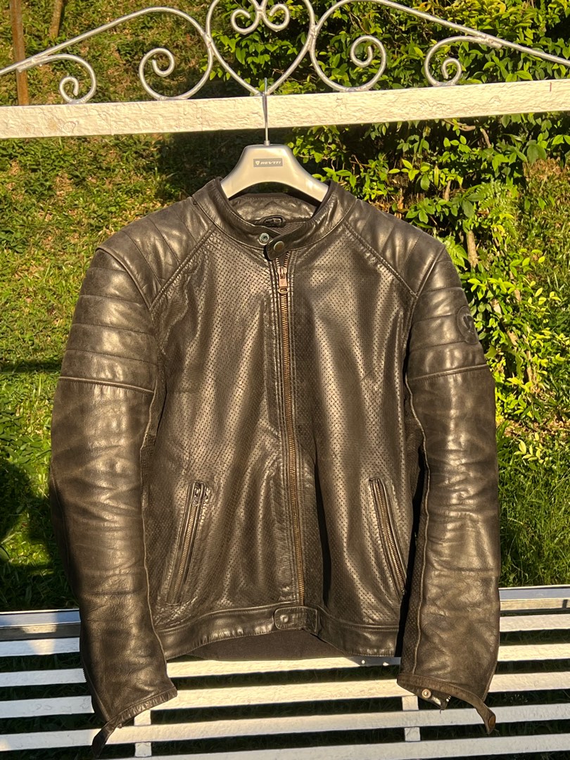 Rev it Stewart Air jacket size 52 . Men s Fashion Coats