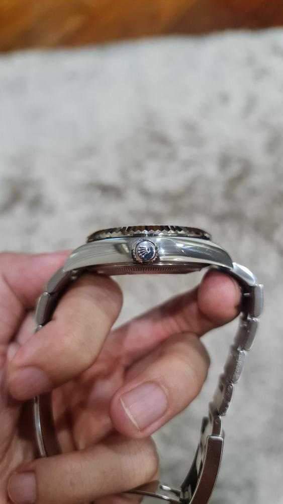 Rolex Sky Dweller (Category: Luxury Watches) located in Manila. Submitted by donijosemiguel (Listing ID 1245331033, Image 3). Description: Rolex SkyDweller White Dial 2020 model 9.7/10 condition Complete set with box, card, and manuals Rush sale! DM me.