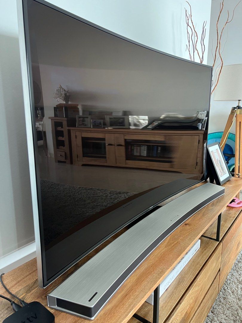 Samsung 55 inch curve screen TV and Samsung sound bar TV Home