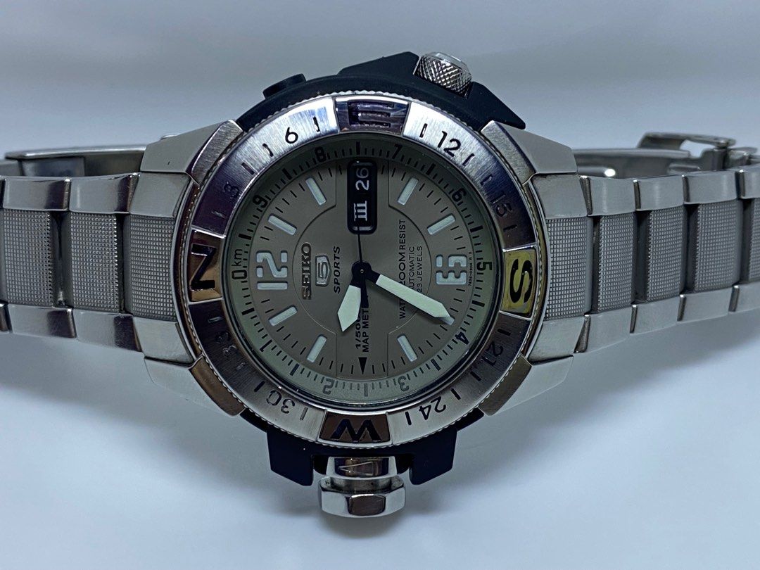 Seiko SKZ221 Men s Fashion Watches Accessories Watches on