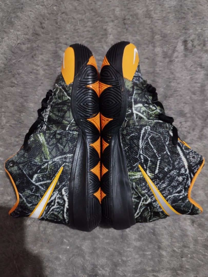 Sepatu Basket Nike Kyrie 5 Taco Size 36 Fesyen Wanita Sepatu di