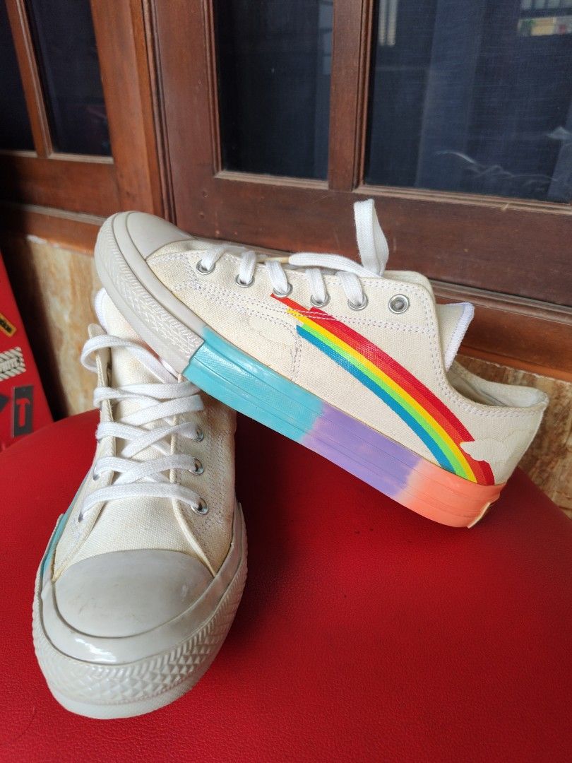 Sepatu converse shop rainbow