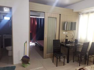 Shore 1 Pasay 2 bedroom Furnished
