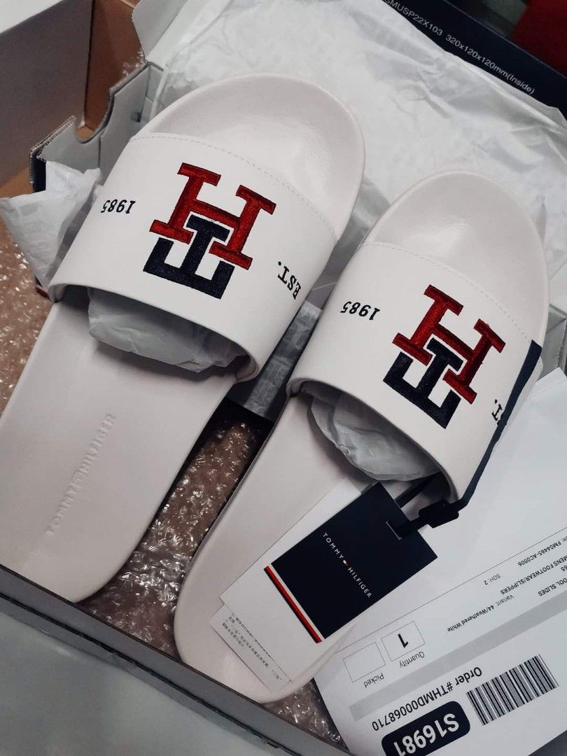 SLIDES TOMMY HILFIGER, Men's Fashion, Footwear, Flipflops and