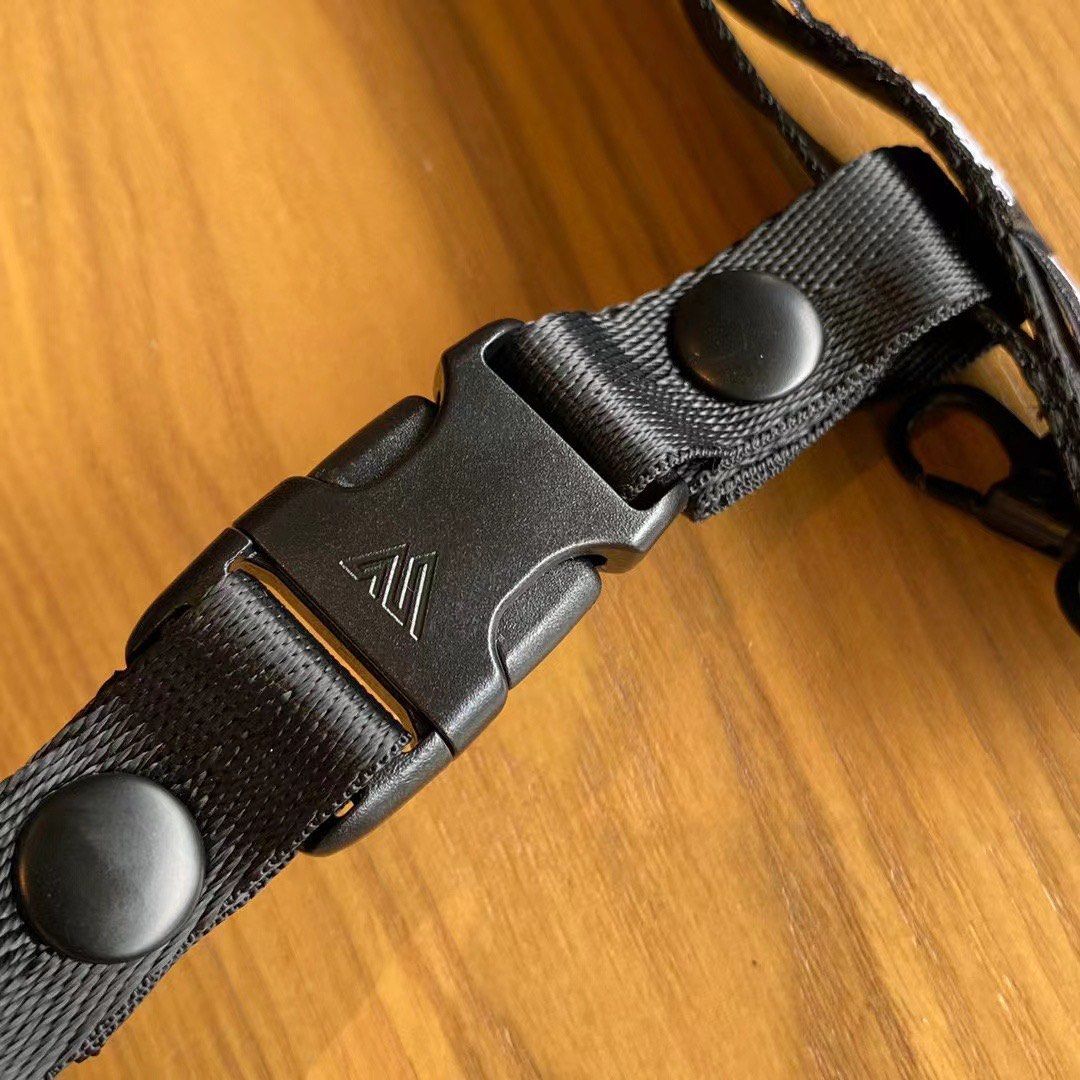 SOPHNET GREGORY MULTI STRAP, 男裝, 袋, 小袋- Carousell