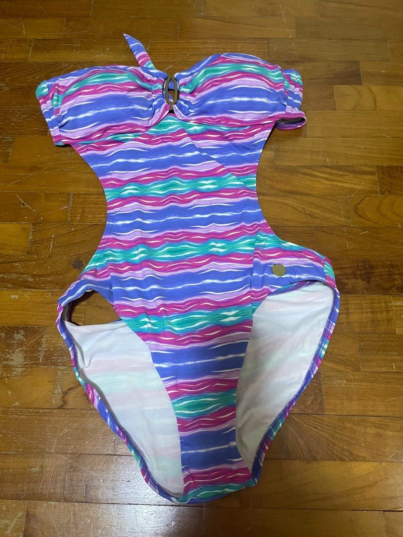 Sunseeker premium swimsuit one piece, Women's Fashion, Swimwear