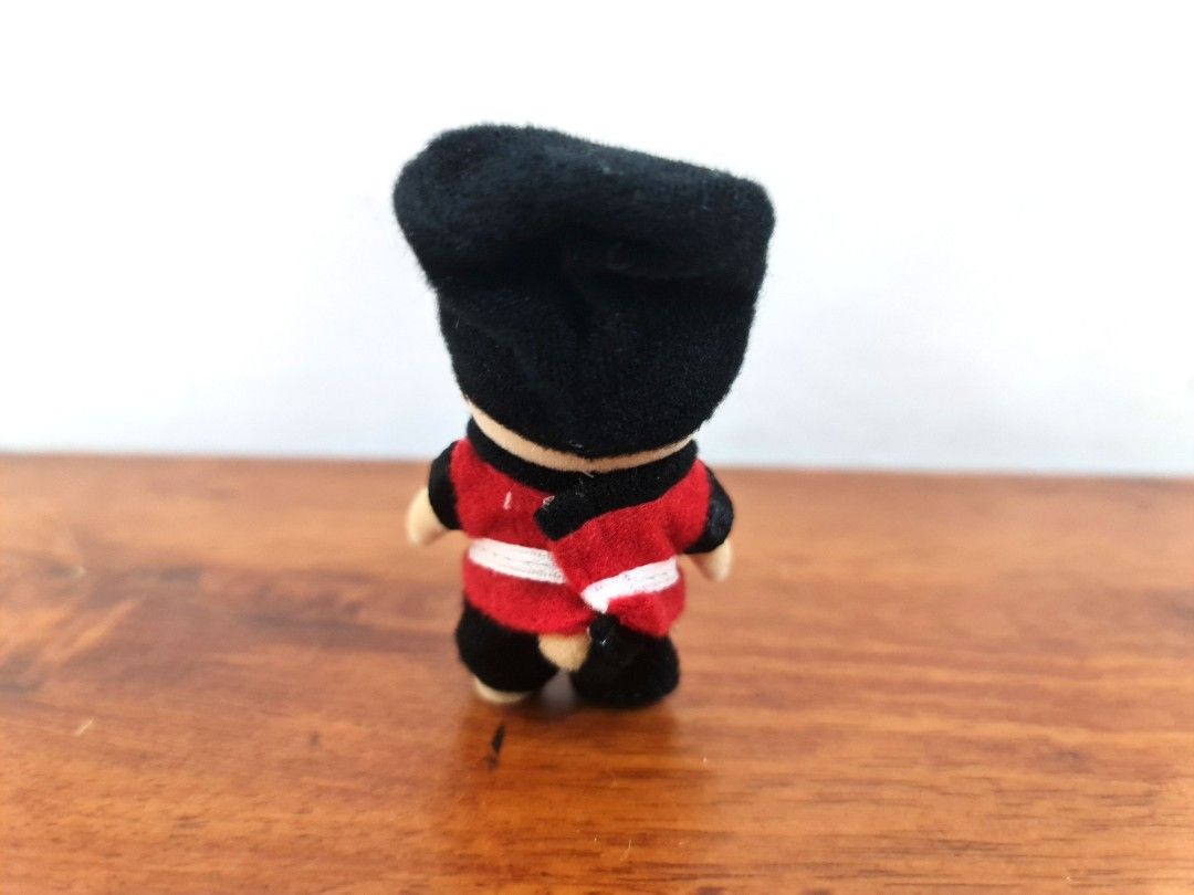 Sylvanian Families Guardian Bear, Hobbies & Toys, Toys & Games on Carousell