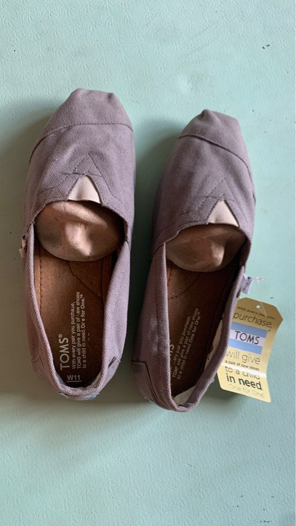 Cheapest place to buy toms shoes best sale
