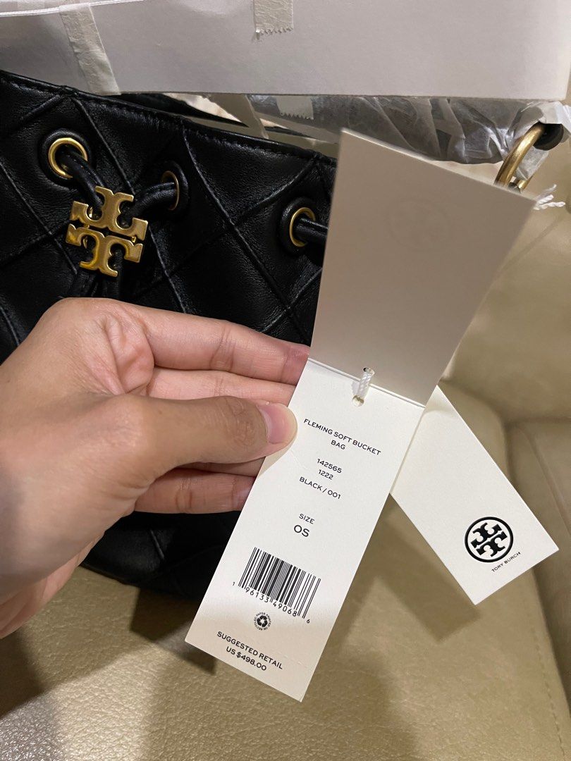 TORY BURCH Mini Fleming Soft Straw Bucket Crossbody Bag in Natural, Barang  Mewah, Tas & Dompet di Carousell