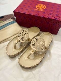 toryburch kira series platform sandals, Women's Fashion, Footwear, Flats &  Sandals on Carousell