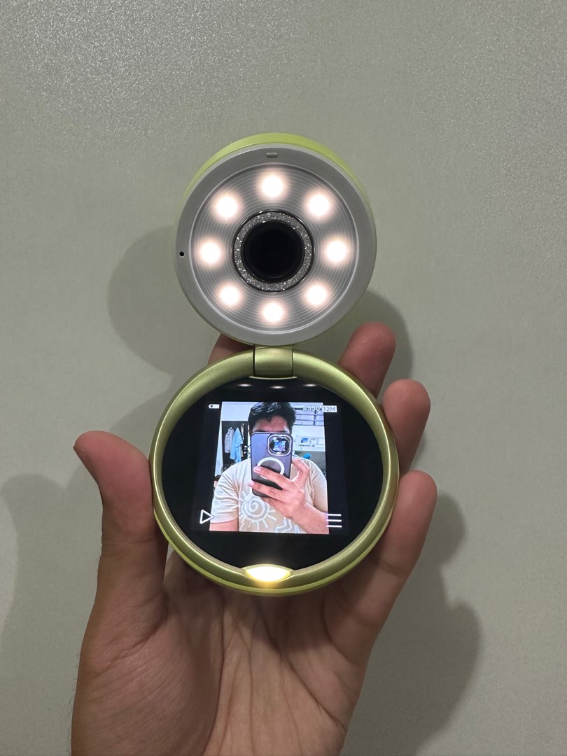 Totally Spies Camera Casio Exilim TRM11 on Carousell