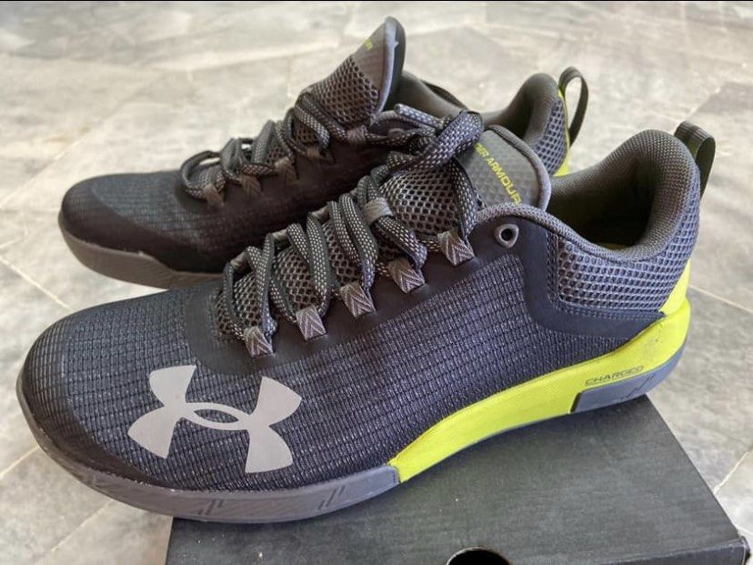 Under armour legend charged deals