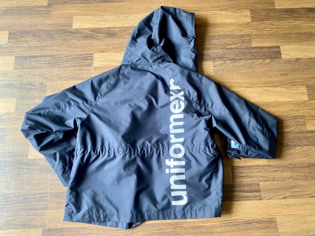 Uniform experiment mountain parka size 1, 男裝, 外套及戶外衣服