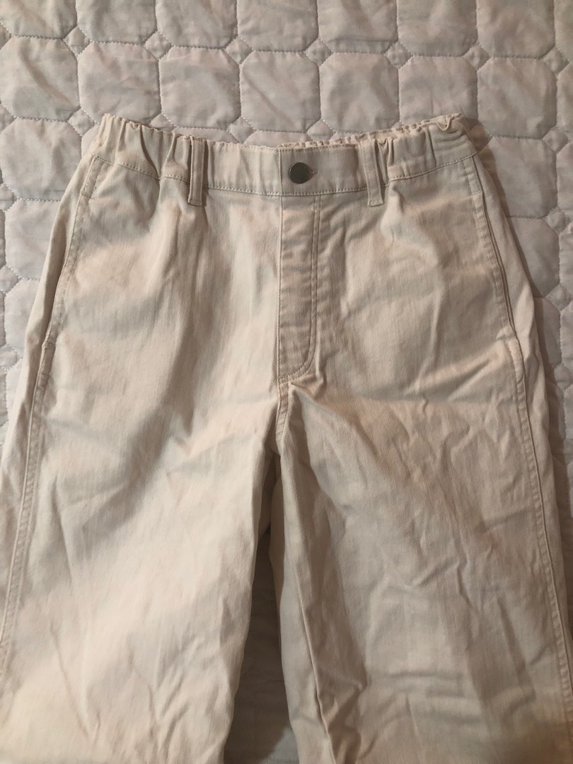 Uniqlo Cream Pants on Carousell