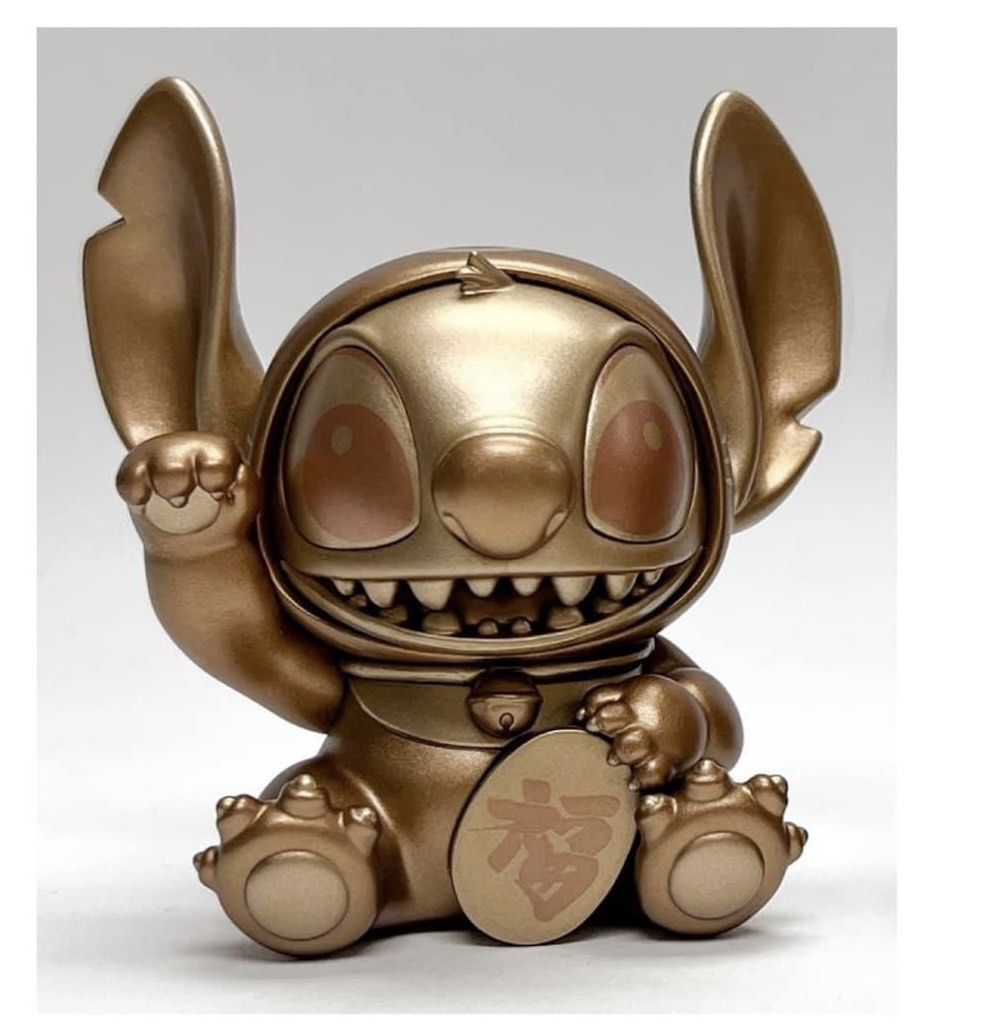 URDU Fukuheya manekineko Daruma Disney Stitch, Hobbies & Toys, Toys