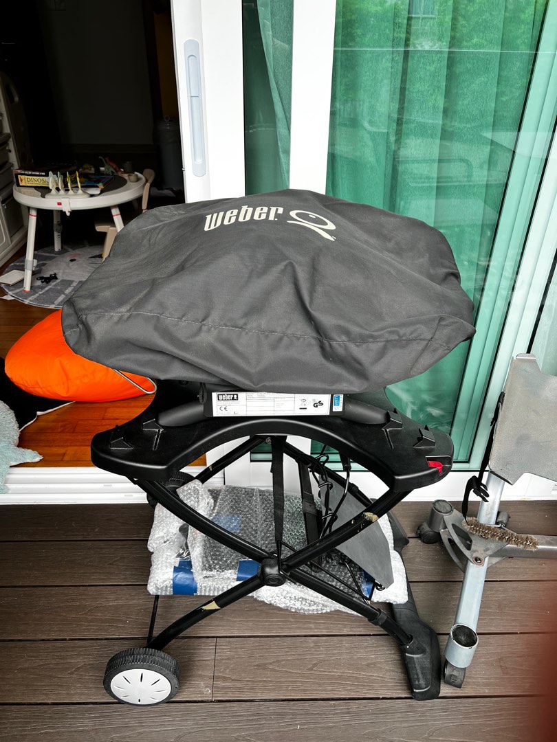 er Q1400 Electric Grill (Grey) w/ cover and portable cart, TV & Home