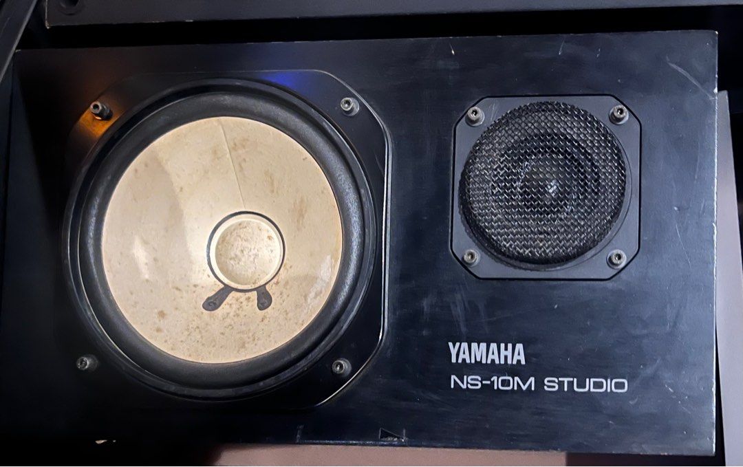 YAMAHA NS10 M (studio monitor) and YAMAHA a100a amplifier, Audio
