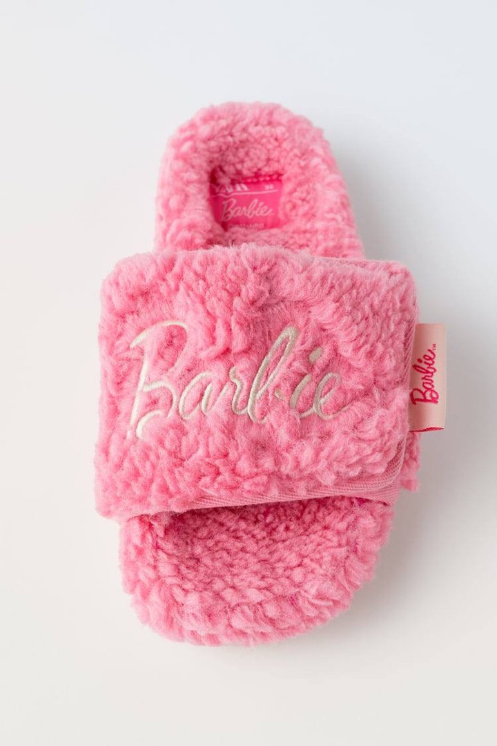 Zara best sale fuzzy slippers