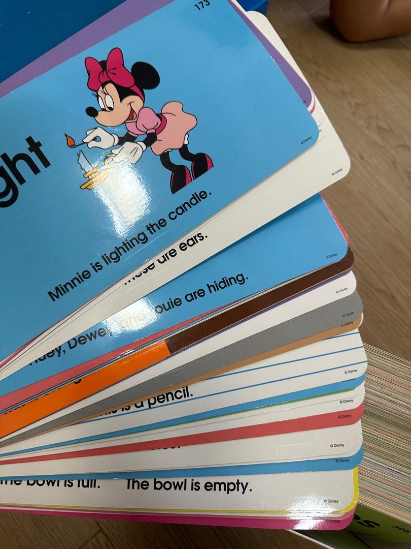 迪士尼美語世界兒童英文學習卡舊版Dwe Talk along Card, 興趣及遊戲