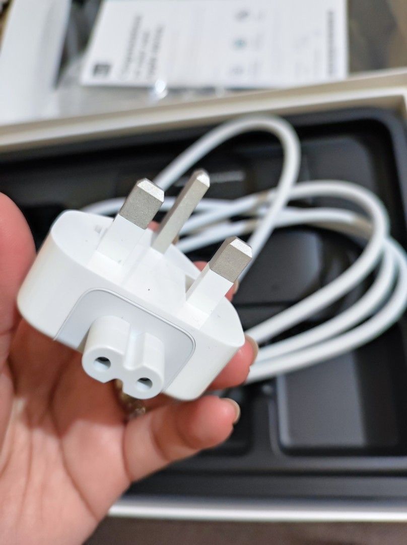 AC Adapter Plug and AC Power Adapter Extension Cable for Macbook (Category: Cables & Adaptors) located in Quezon City. Submitted by stlntndr (Listing ID 1245598985, Image 1). Description: AC Adapter Plug and AC Power Adapter Extension Cable for Apple Macbook.