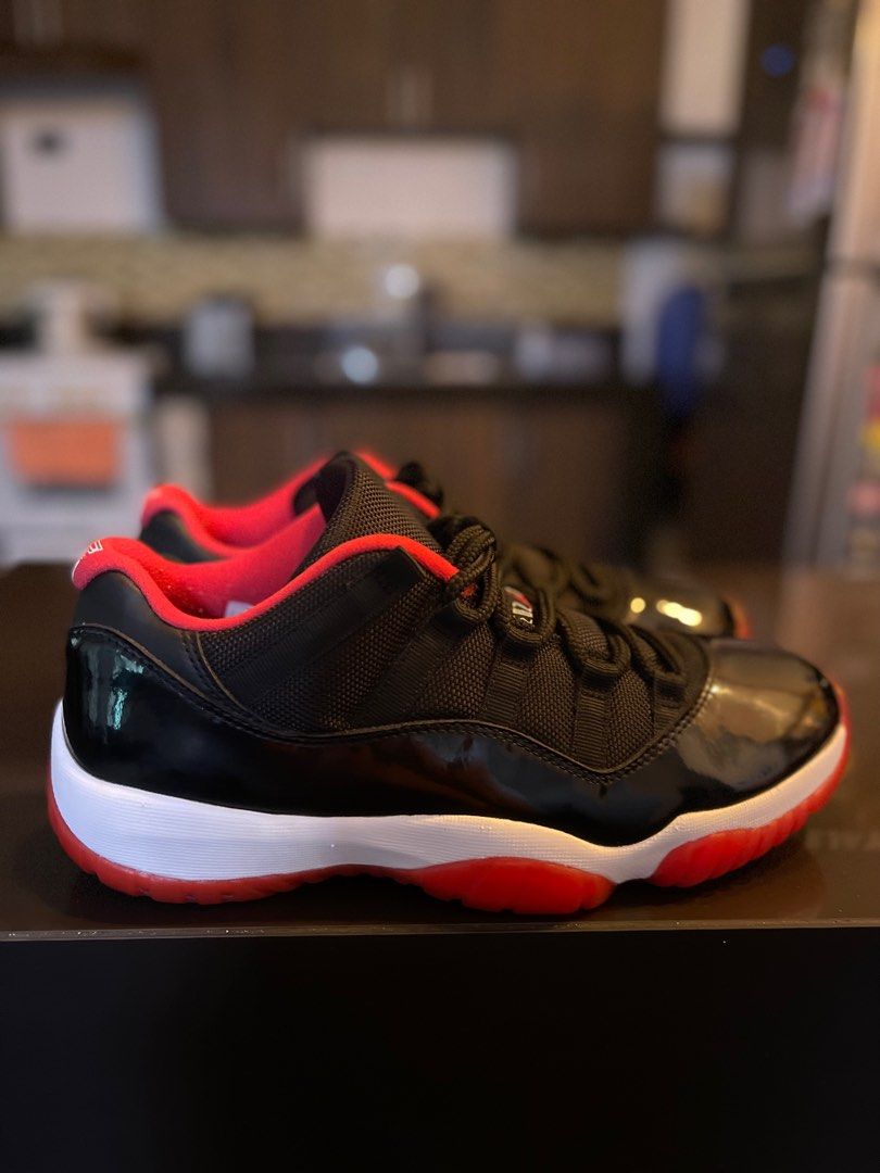 Jordan 11 bred low hot sale top