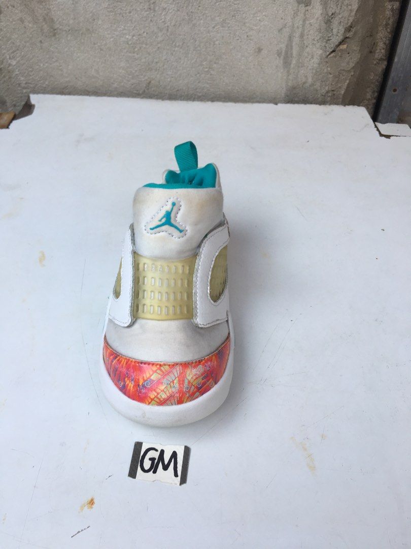 Air Jordan 5 Kids (Category: Babies & Kids Fashion) located in Cebu City. Submitted by freemoon.b85e0c (Listing ID 1245528639, Image 3). Description: Air Jordan 5 Kids Legit/Slightly used Size 9c us/8.5 uk/26 euro/15 cm Price 450 plus sf Good condition.
