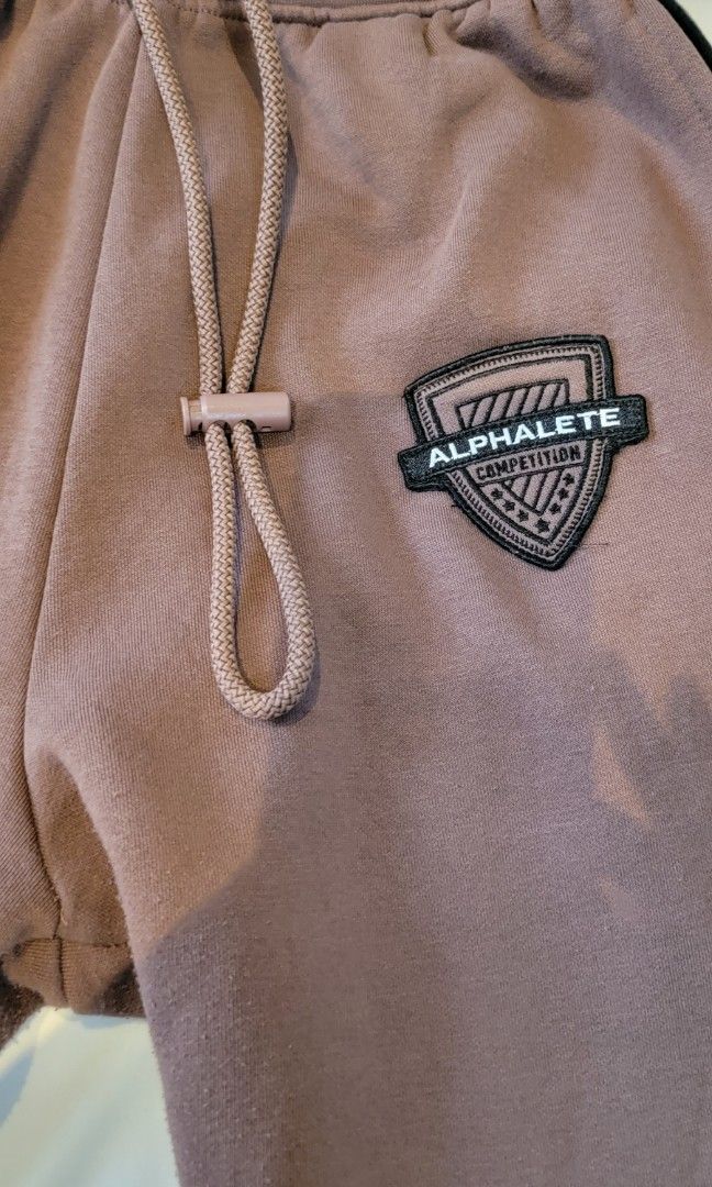 Alphalete discount varsity joggers