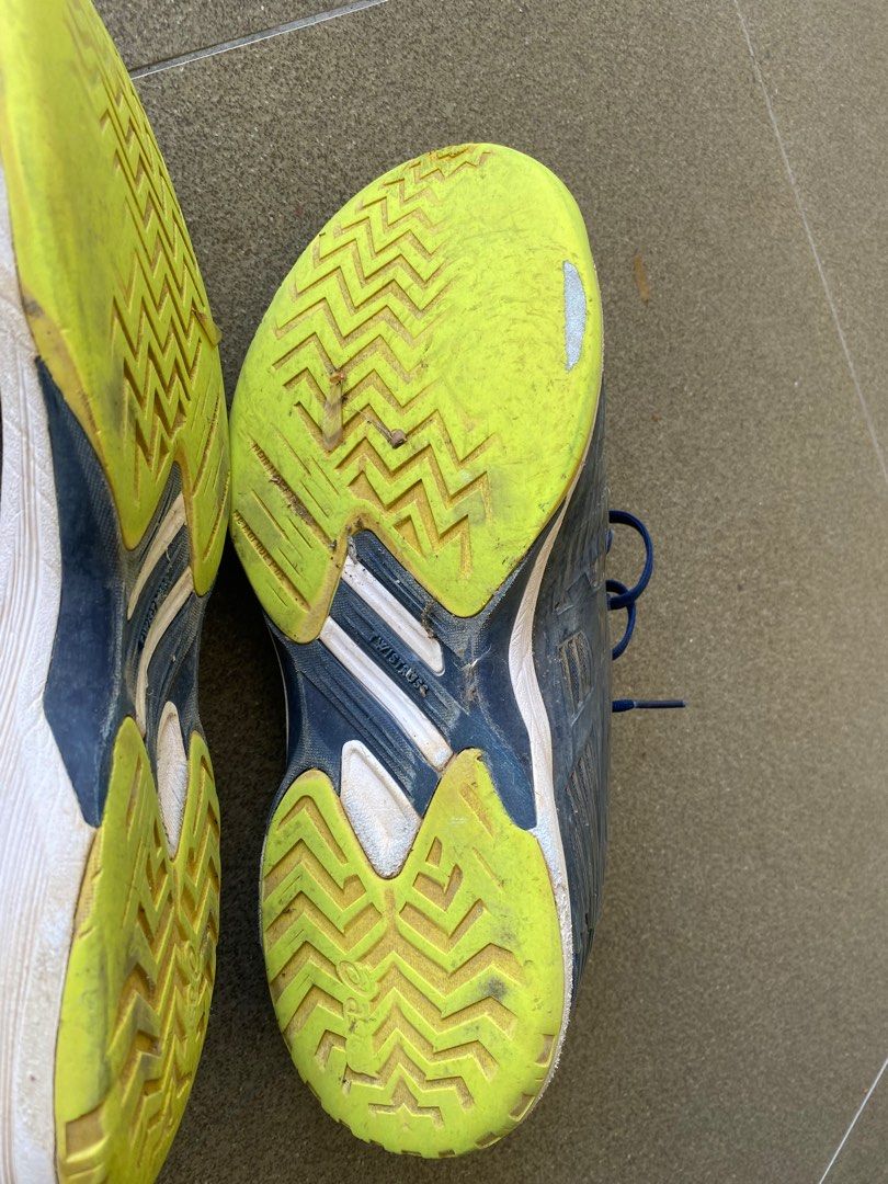 asics-tennis-shoes-men-s-fashion-footwear-sneakers-on-carousell