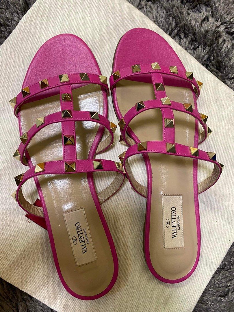 Valentino deals garavani slippers