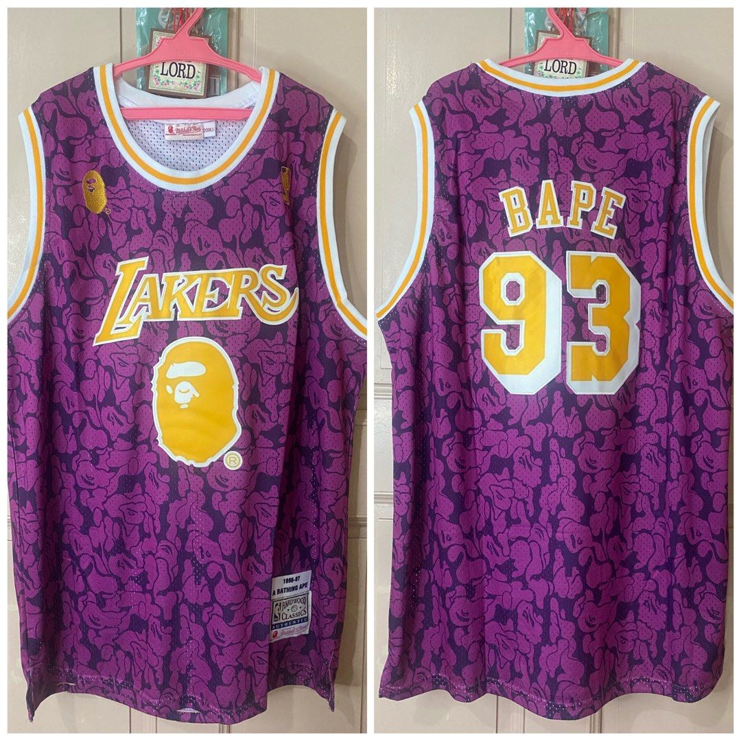 Kobe 8 Lakers white Jersey, Men's Fashion, Activewear on Carousell