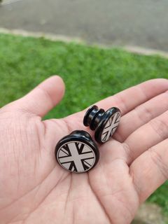 Accessories  Collection item 3