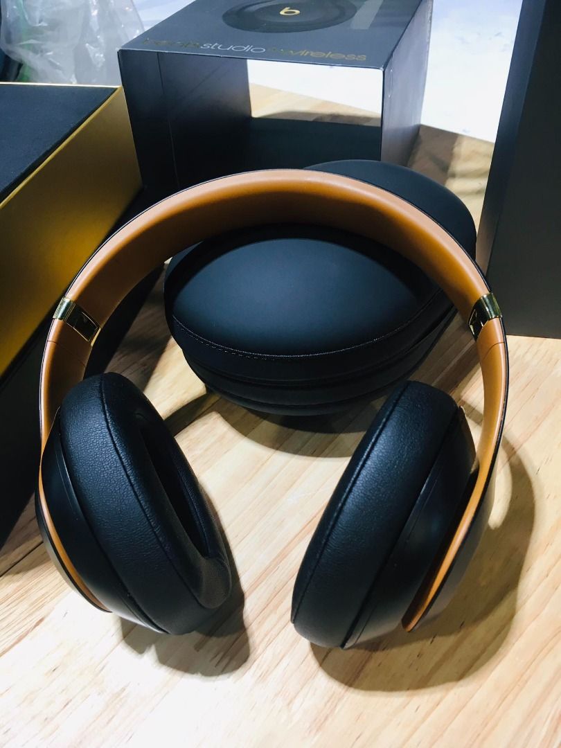 Beats Studio3 Wireless Headphones (Gold/Black) (Category: Headphones & Headsets) located in San Pedro. Submitted by affordable_surplus.1 (Listing ID 1245429129, Image 1). Description: Beats Studio3 Wireless Headphones (Gold/Black) Price: P7,500 Note: - All items are surplus from Australia - No COD - Customer pays for the shipping cost SHIP via lalamove/gogo express PICK UP We are available online and thru our physical store located at: 👉Shop and