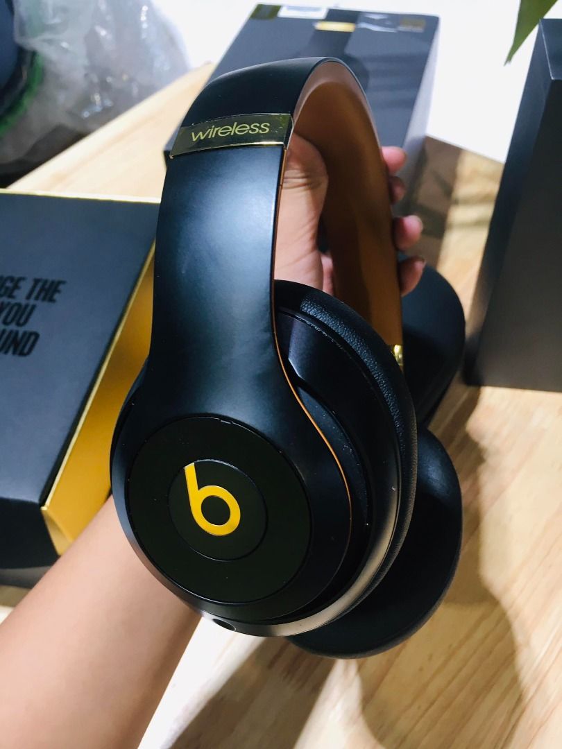Beats Studio3 Wireless Headphones (Gold/Black) (Category: Headphones & Headsets) located in San Pedro. Submitted by affordable_surplus.1 (Listing ID 1245429129, Image 2). Description: Beats Studio3 Wireless Headphones (Gold/Black) Price: P7,500 Note: - All items are surplus from Australia - No COD - Customer pays for the shipping cost SHIP via lalamove/gogo express PICK UP We are available online and thru our physical store located at: 👉Shop and