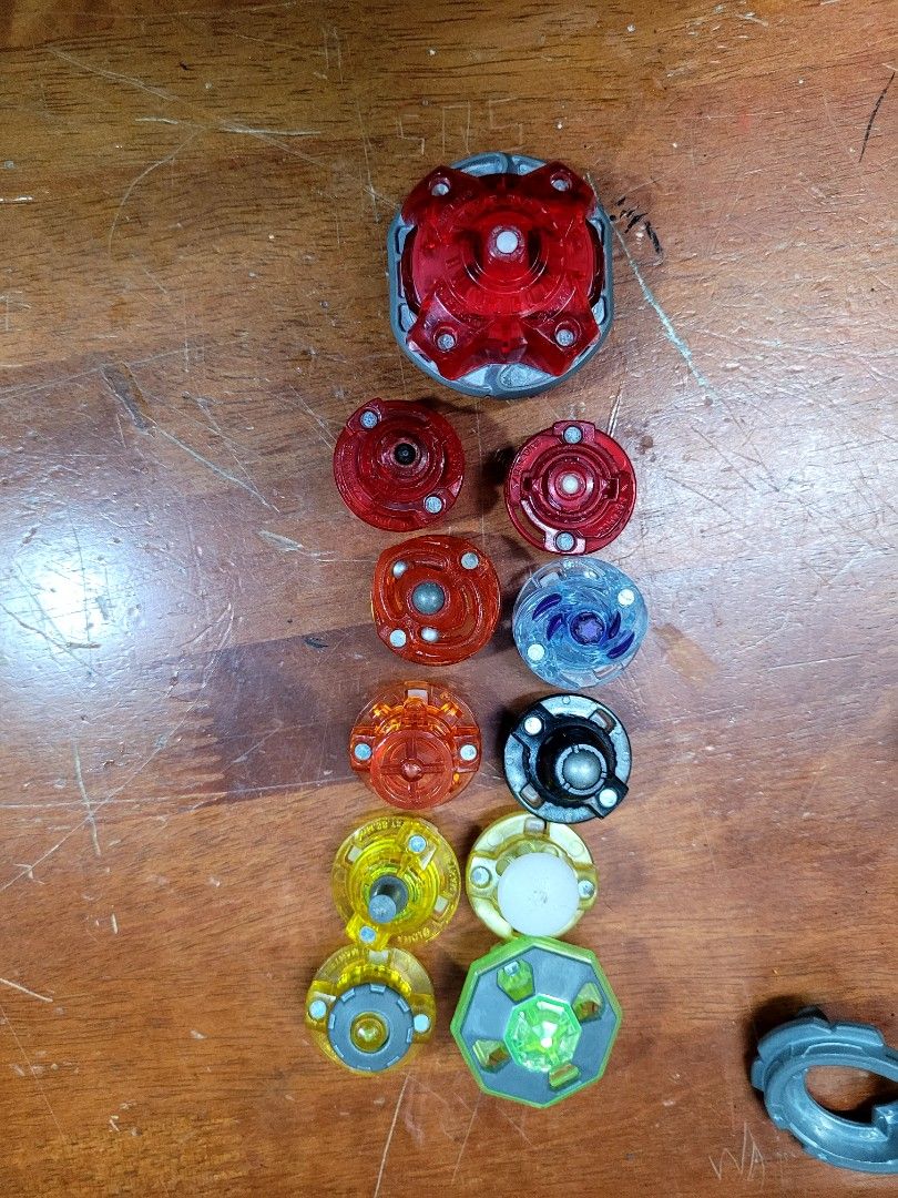 BEYBLADE[READ DESCRIPTION], Hobbies & Toys, Toys & Games on Carousell