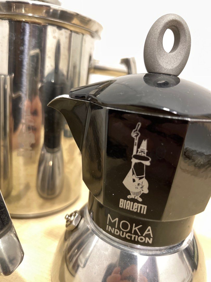 https://media.karousell.com/media/photos/products/2023/7/27/bialetti_moka_pot_milk_frother_1690461411_12323942_progressive.jpg