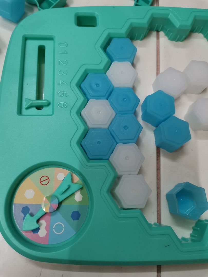BIG Penguin game design knock ice (full set), Hobbies & Toys, Toys